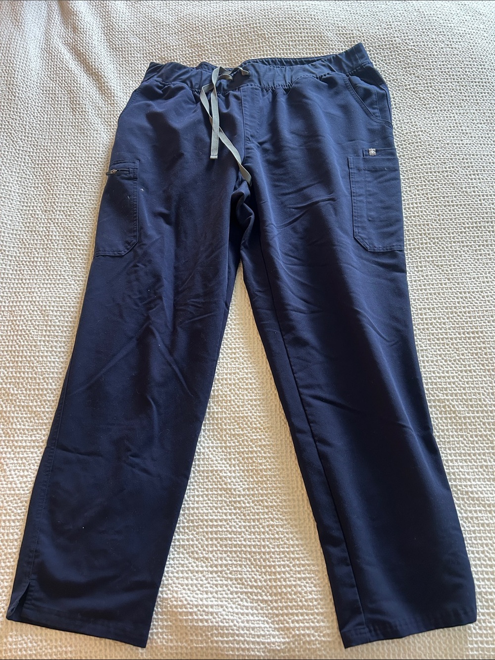 Figs Women's Straight Leg Scrub Pants - Navy Blue